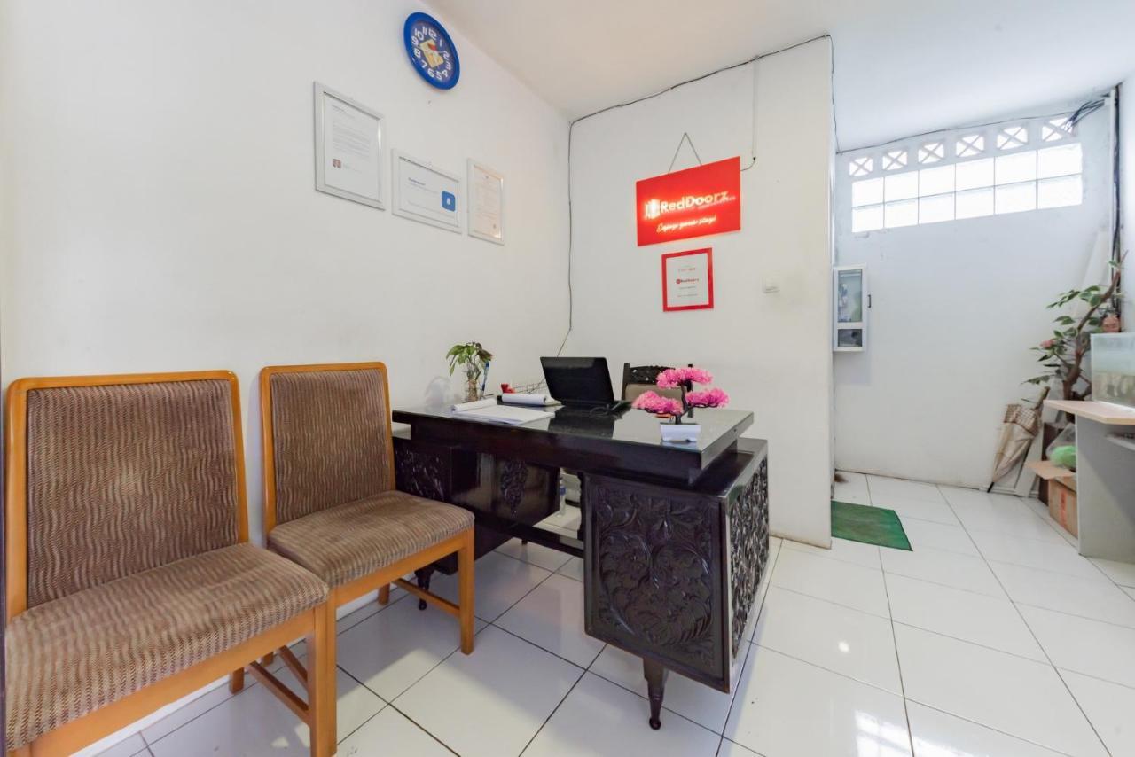 Reddoorz Syariah Near Rs Hermina Sukabumi Εξωτερικό φωτογραφία